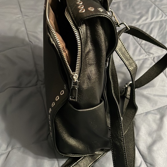 Mini studded backpack - Picture 5 of 8